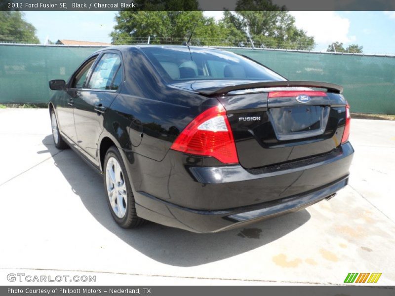 Black / Charcoal Black 2012 Ford Fusion SE