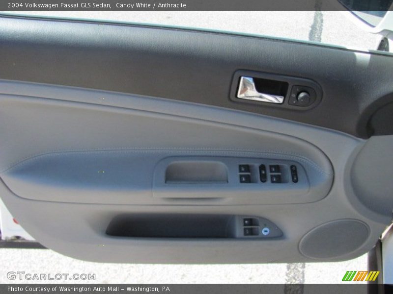 Candy White / Anthracite 2004 Volkswagen Passat GLS Sedan
