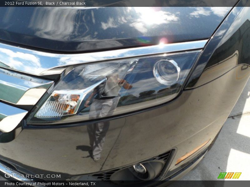 Black / Charcoal Black 2012 Ford Fusion SE