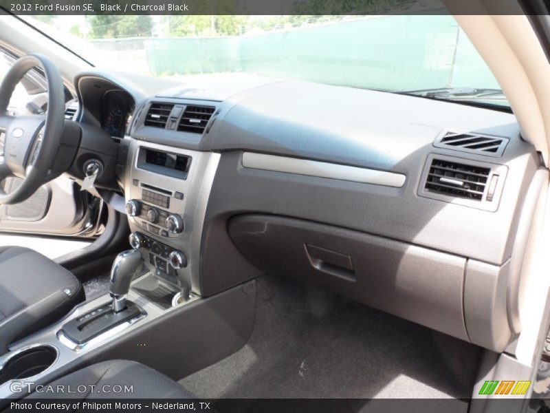 Black / Charcoal Black 2012 Ford Fusion SE