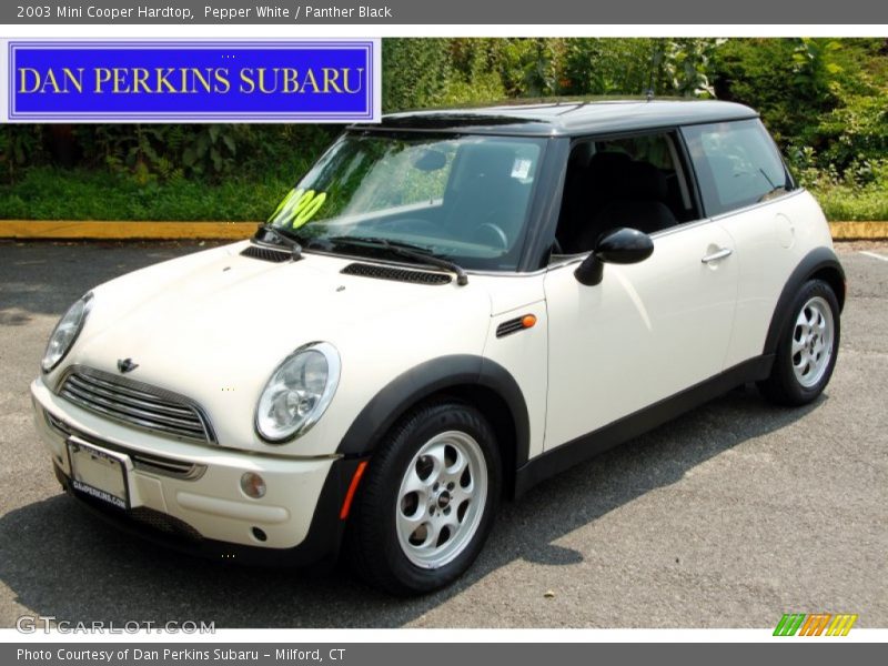 Pepper White / Panther Black 2003 Mini Cooper Hardtop