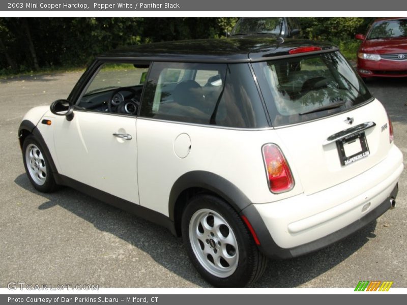 Pepper White / Panther Black 2003 Mini Cooper Hardtop
