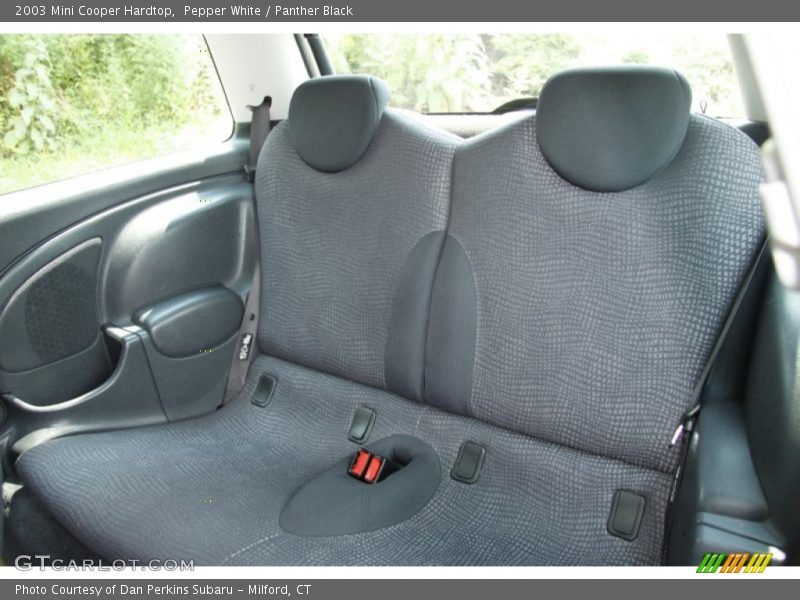 Pepper White / Panther Black 2003 Mini Cooper Hardtop