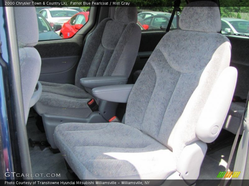 Patriot Blue Pearlcoat / Mist Gray 2000 Chrysler Town & Country LXi