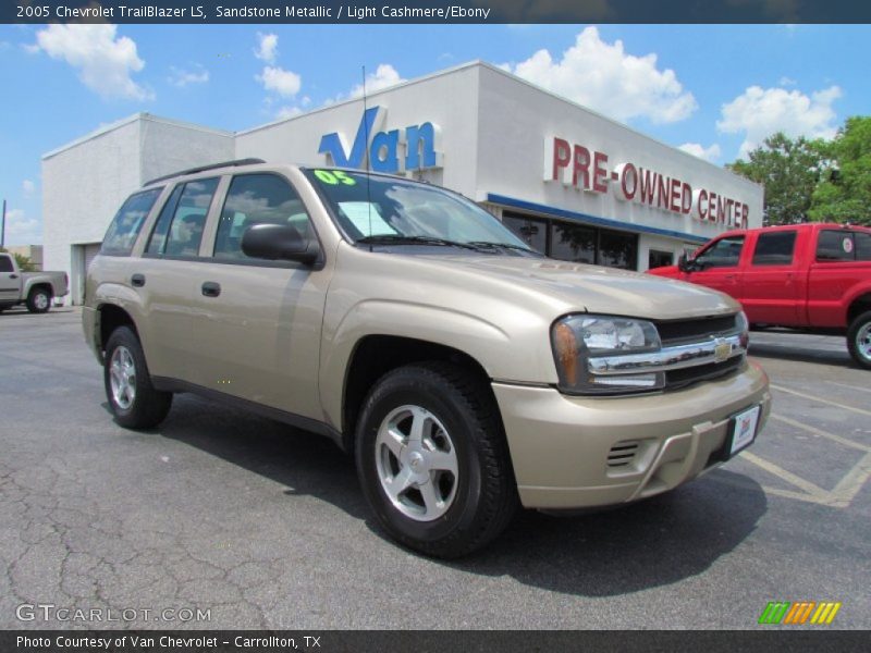 Sandstone Metallic / Light Cashmere/Ebony 2005 Chevrolet TrailBlazer LS