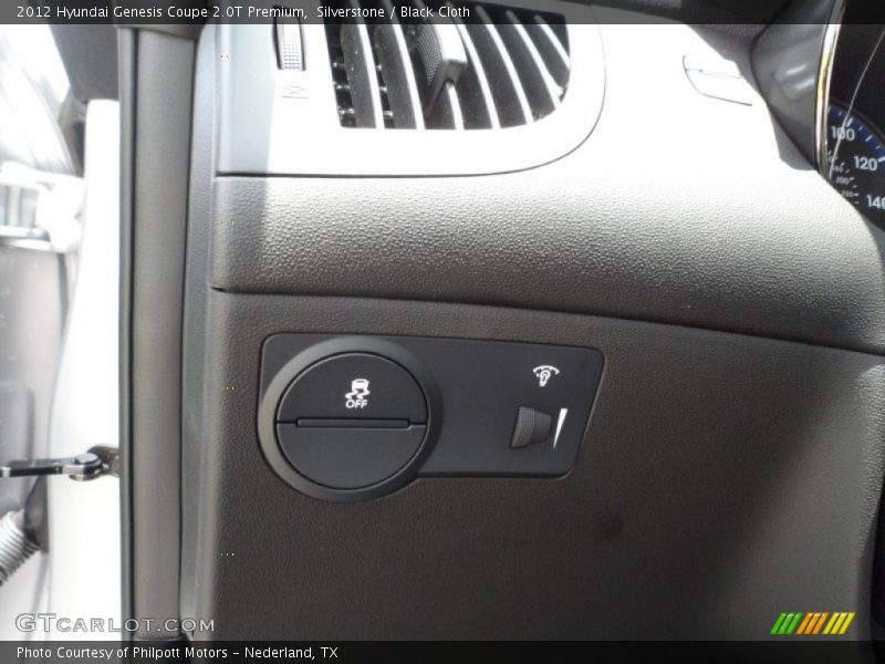 Silverstone / Black Cloth 2012 Hyundai Genesis Coupe 2.0T Premium