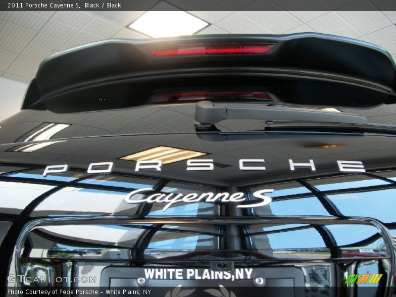 Black / Black 2011 Porsche Cayenne S