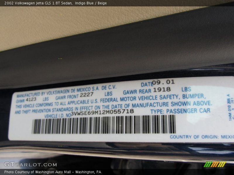 Indigo Blue / Beige 2002 Volkswagen Jetta GLS 1.8T Sedan