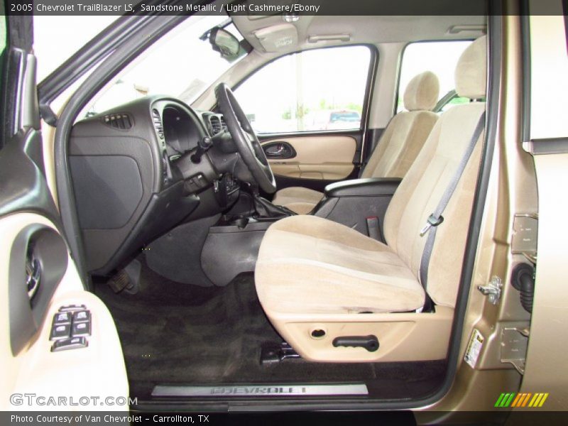 Sandstone Metallic / Light Cashmere/Ebony 2005 Chevrolet TrailBlazer LS