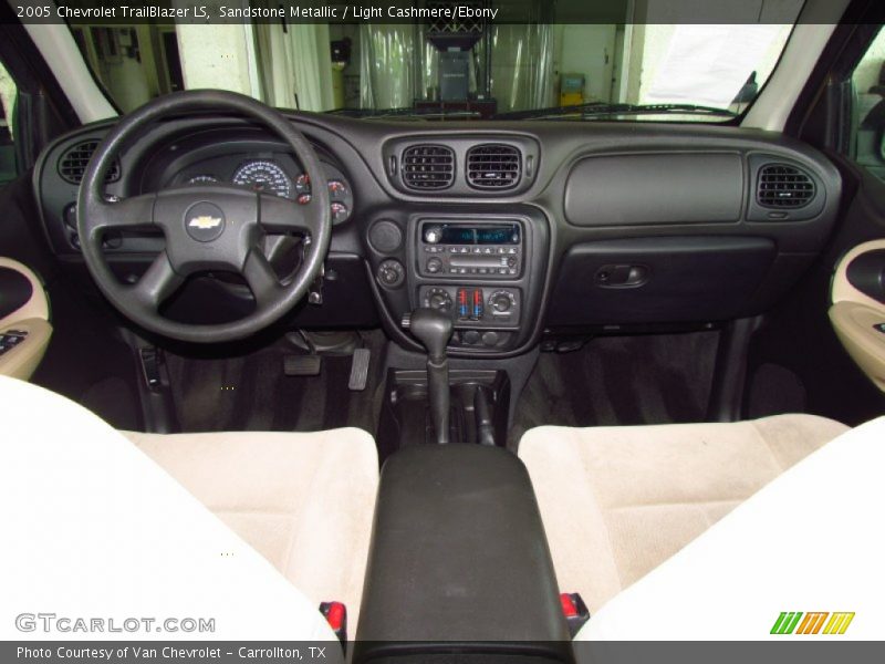 Sandstone Metallic / Light Cashmere/Ebony 2005 Chevrolet TrailBlazer LS