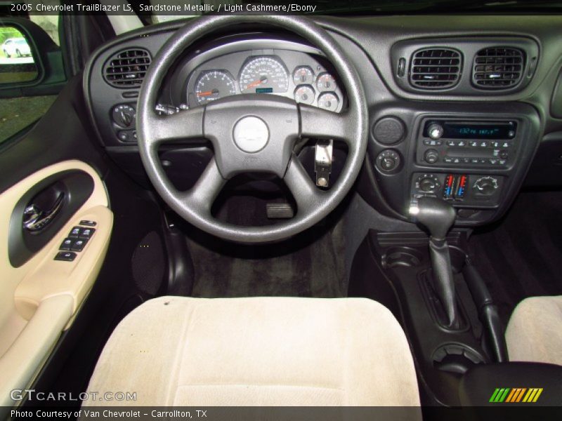 Sandstone Metallic / Light Cashmere/Ebony 2005 Chevrolet TrailBlazer LS