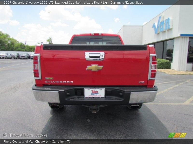 Victory Red / Light Cashmere/Ebony Black 2007 Chevrolet Silverado 1500 LTZ Extended Cab 4x4