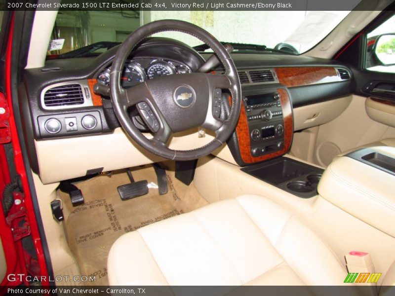 Light Cashmere/Ebony Black Interior - 2007 Silverado 1500 LTZ Extended Cab 4x4 