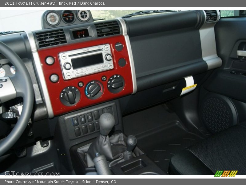 Brick Red / Dark Charcoal 2011 Toyota FJ Cruiser 4WD