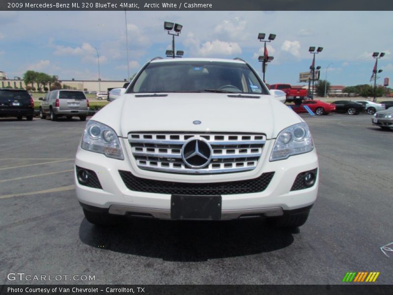 Arctic White / Cashmere 2009 Mercedes-Benz ML 320 BlueTec 4Matic