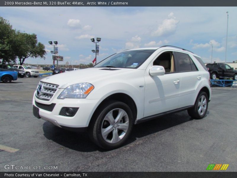 Arctic White / Cashmere 2009 Mercedes-Benz ML 320 BlueTec 4Matic