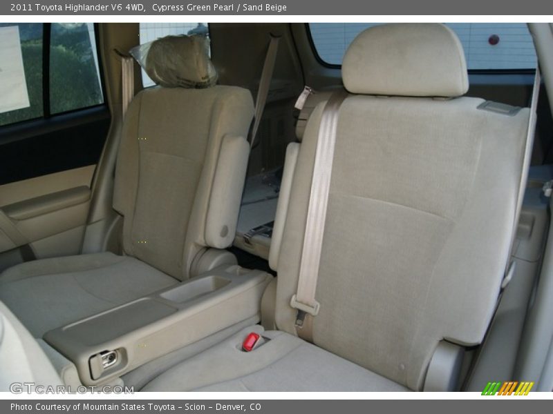 Cypress Green Pearl / Sand Beige 2011 Toyota Highlander V6 4WD