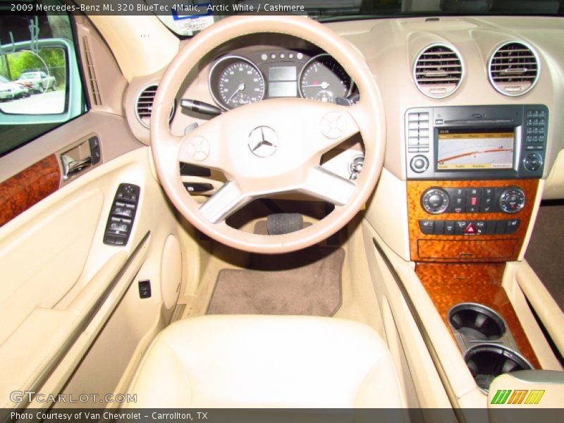 Arctic White / Cashmere 2009 Mercedes-Benz ML 320 BlueTec 4Matic