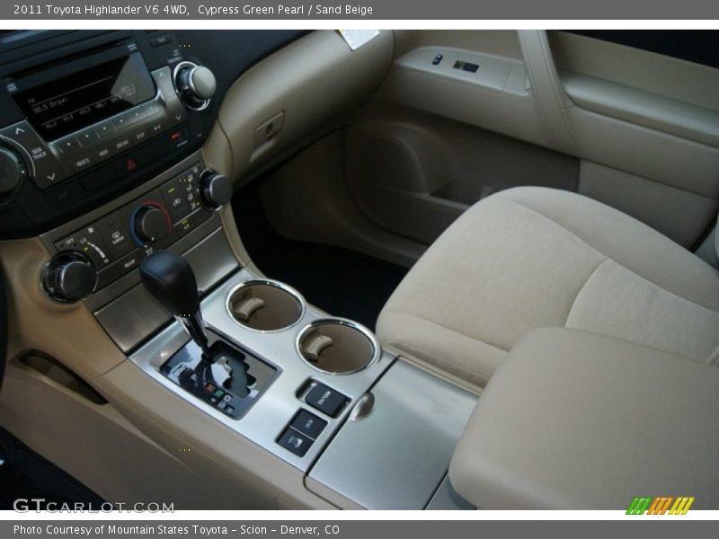 Cypress Green Pearl / Sand Beige 2011 Toyota Highlander V6 4WD