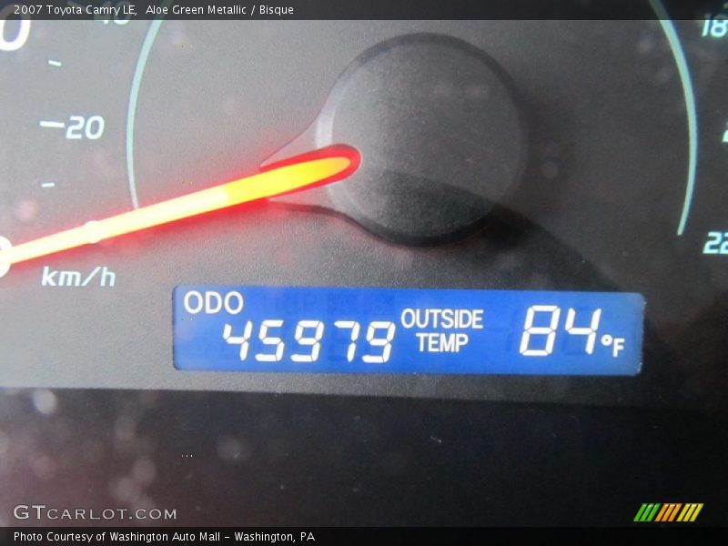 Aloe Green Metallic / Bisque 2007 Toyota Camry LE