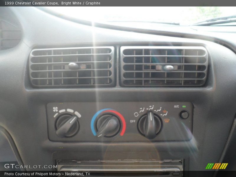 Bright White / Graphite 1999 Chevrolet Cavalier Coupe