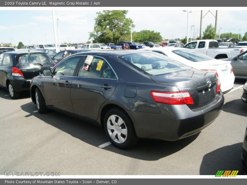 Magnetic Gray Metallic / Ash 2009 Toyota Camry LE