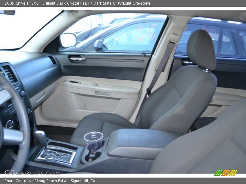 Brilliant Black Crystal Pearl / Dark Slate Gray/Light Graystone 2005 Chrysler 300