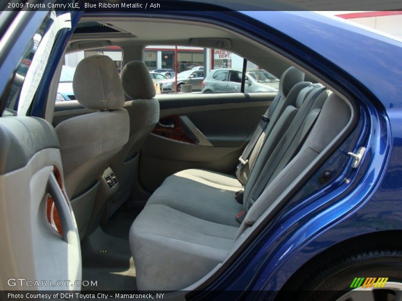 Blue Ribbon Metallic / Ash 2009 Toyota Camry XLE