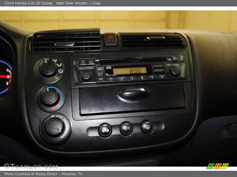 Controls of 2004 Civic EX Sedan