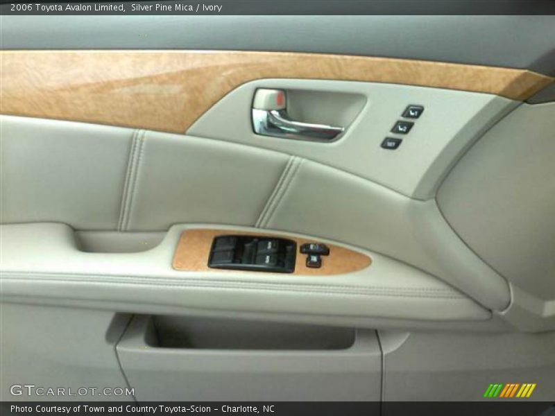 Silver Pine Mica / Ivory 2006 Toyota Avalon Limited