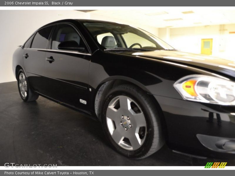 Black / Gray 2006 Chevrolet Impala SS