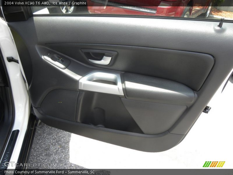 Ice White / Graphite 2004 Volvo XC90 T6 AWD
