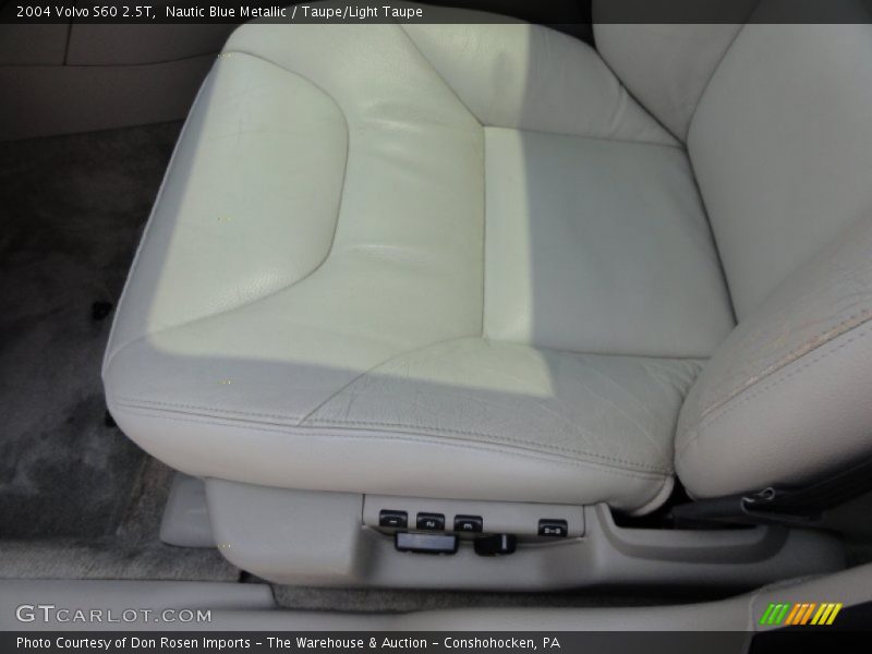 Nautic Blue Metallic / Taupe/Light Taupe 2004 Volvo S60 2.5T