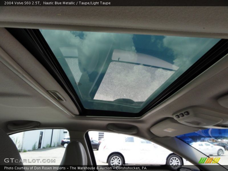 Nautic Blue Metallic / Taupe/Light Taupe 2004 Volvo S60 2.5T