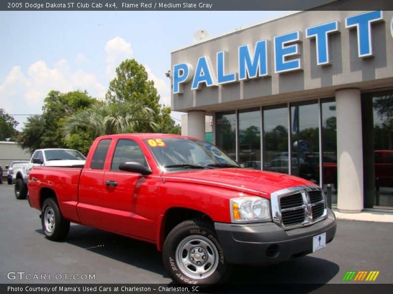 Flame Red / Medium Slate Gray 2005 Dodge Dakota ST Club Cab 4x4