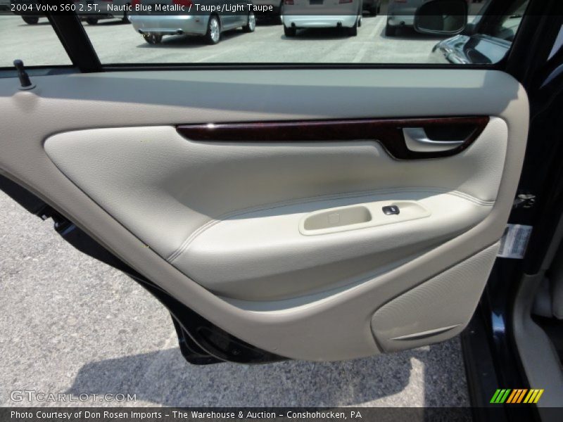 Nautic Blue Metallic / Taupe/Light Taupe 2004 Volvo S60 2.5T