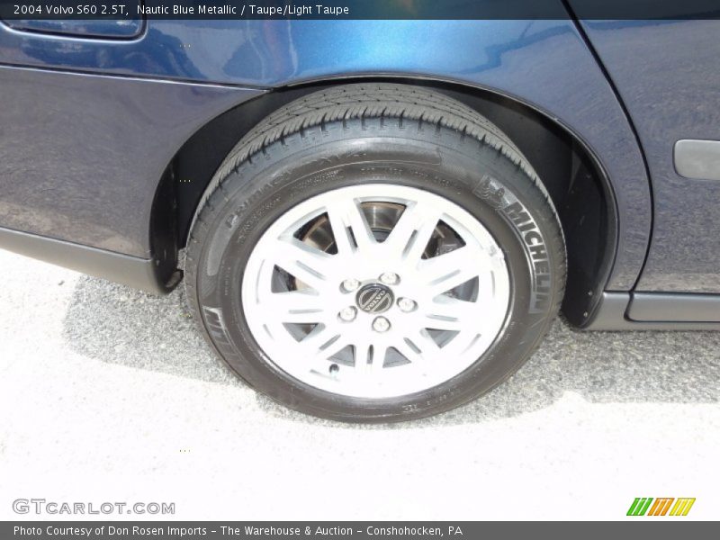 Nautic Blue Metallic / Taupe/Light Taupe 2004 Volvo S60 2.5T