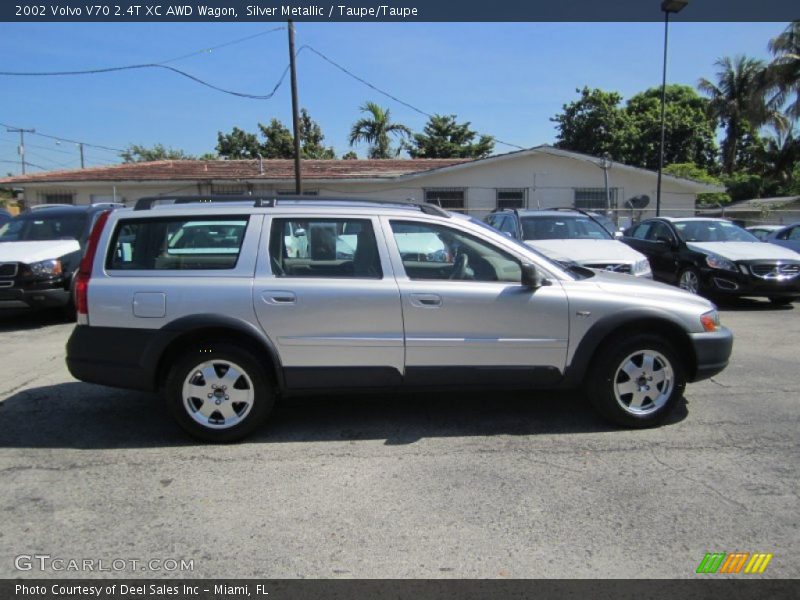 Silver Metallic / Taupe/Taupe 2002 Volvo V70 2.4T XC AWD Wagon