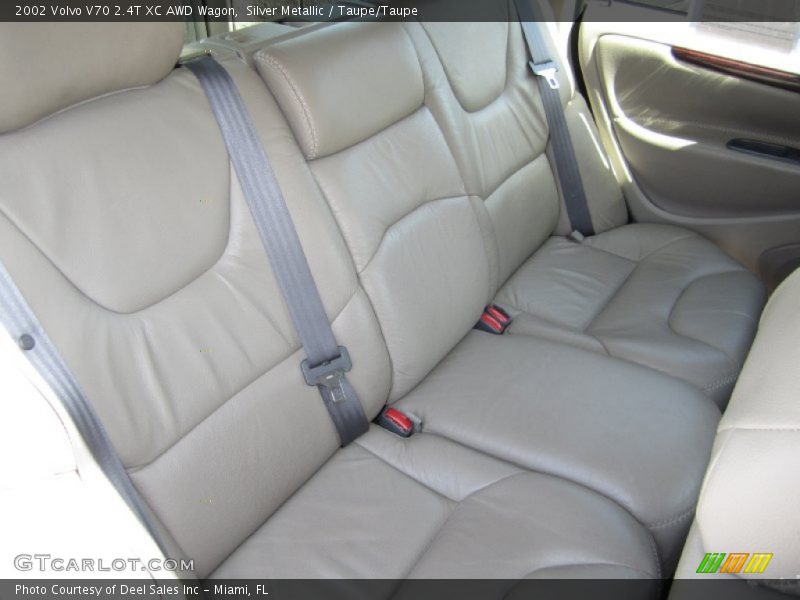 Silver Metallic / Taupe/Taupe 2002 Volvo V70 2.4T XC AWD Wagon