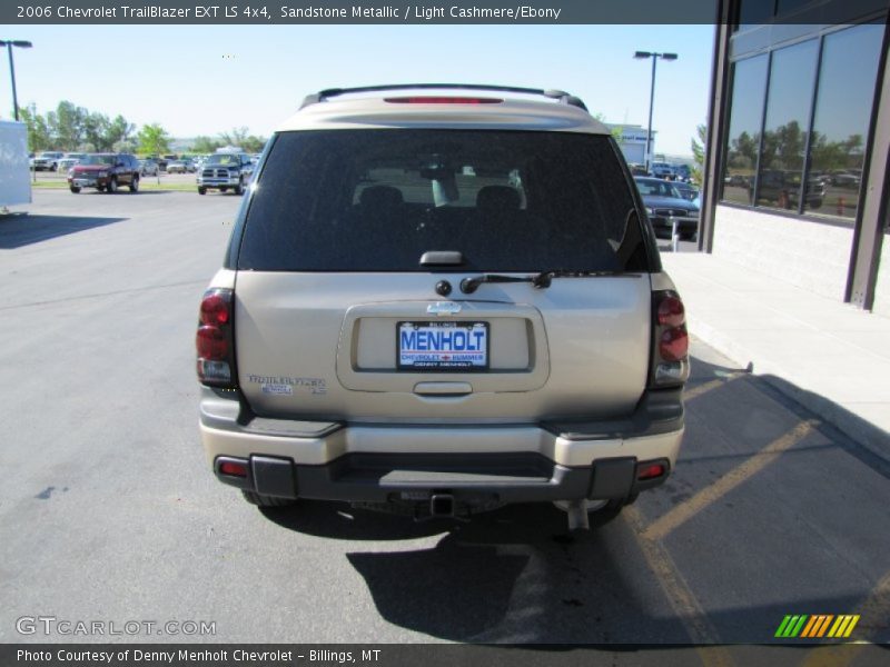 Sandstone Metallic / Light Cashmere/Ebony 2006 Chevrolet TrailBlazer EXT LS 4x4