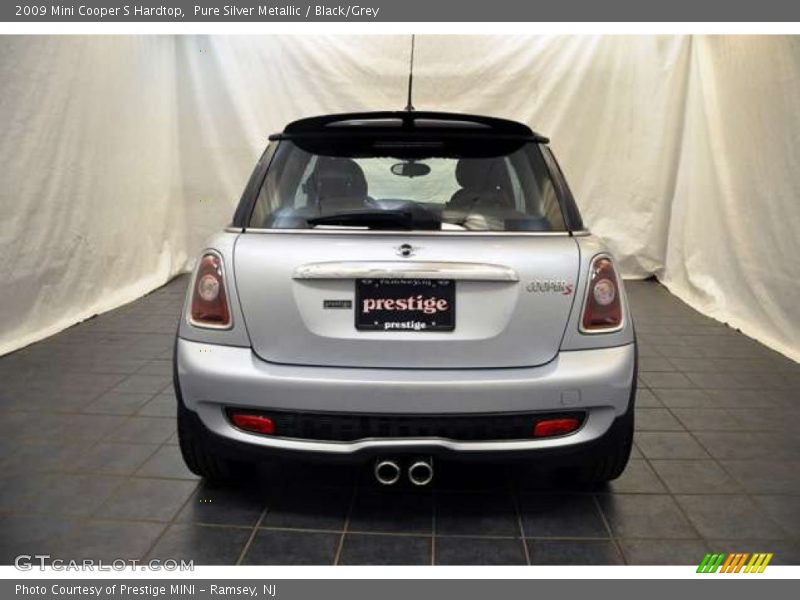 Pure Silver Metallic / Black/Grey 2009 Mini Cooper S Hardtop