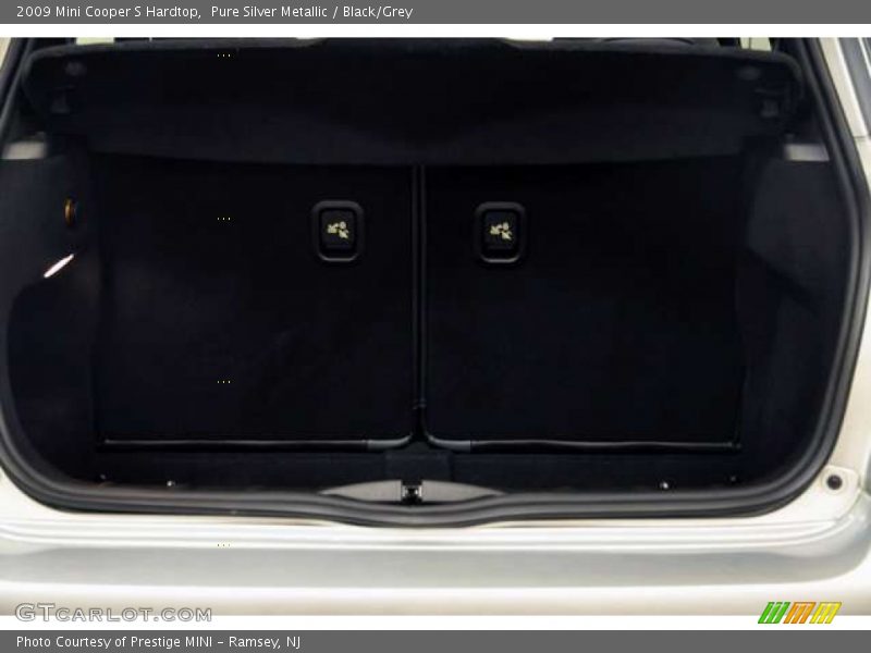 Pure Silver Metallic / Black/Grey 2009 Mini Cooper S Hardtop