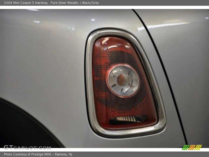Pure Silver Metallic / Black/Grey 2009 Mini Cooper S Hardtop