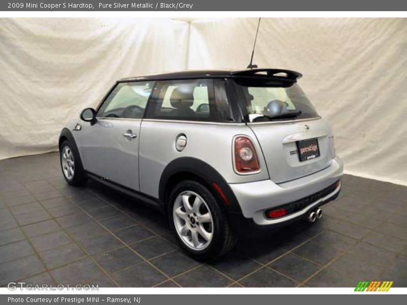 Pure Silver Metallic / Black/Grey 2009 Mini Cooper S Hardtop