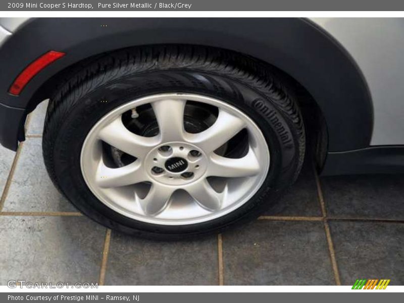 Pure Silver Metallic / Black/Grey 2009 Mini Cooper S Hardtop