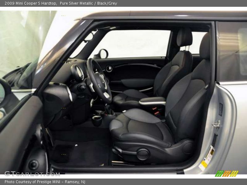Pure Silver Metallic / Black/Grey 2009 Mini Cooper S Hardtop