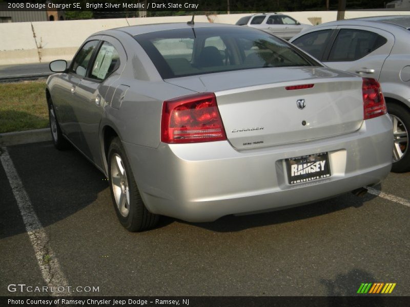Bright Silver Metallic / Dark Slate Gray 2008 Dodge Charger SE