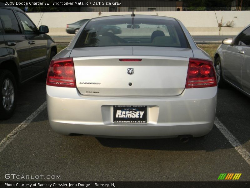 Bright Silver Metallic / Dark Slate Gray 2008 Dodge Charger SE