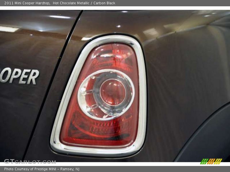 Hot Chocolate Metallic / Carbon Black 2011 Mini Cooper Hardtop