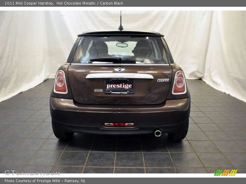 Hot Chocolate Metallic / Carbon Black 2011 Mini Cooper Hardtop